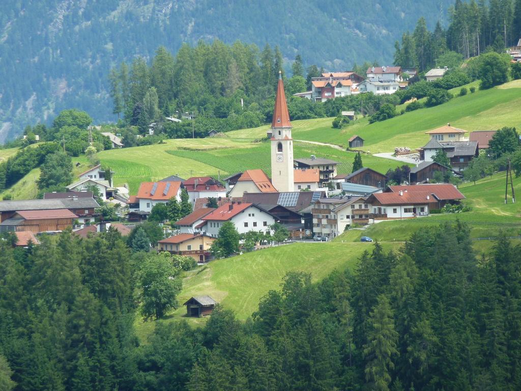 Kinderbauernhof Ierzerhof Arzl im Pitztal Quarto foto